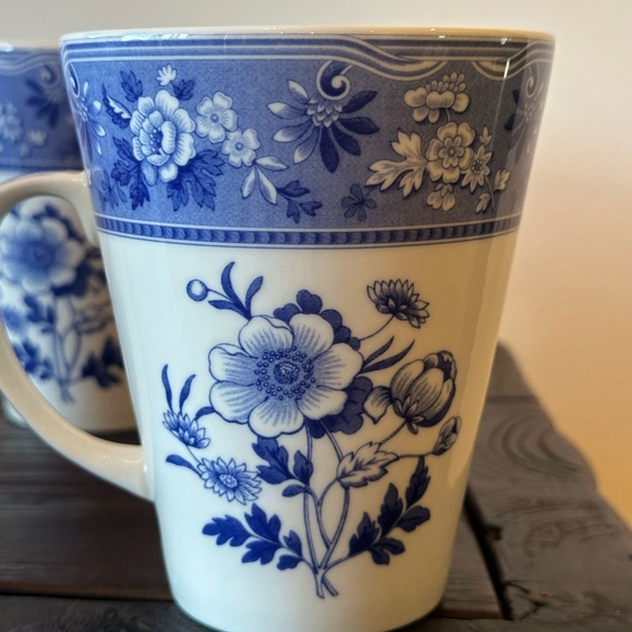 Spode Mugs - Picture 4 of 9